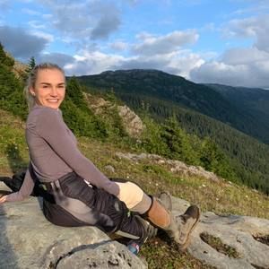 Meet your Posher, Jackie